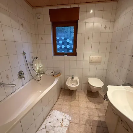 Casa de Férias Fewo-zur-eifelgracht Sinspelt