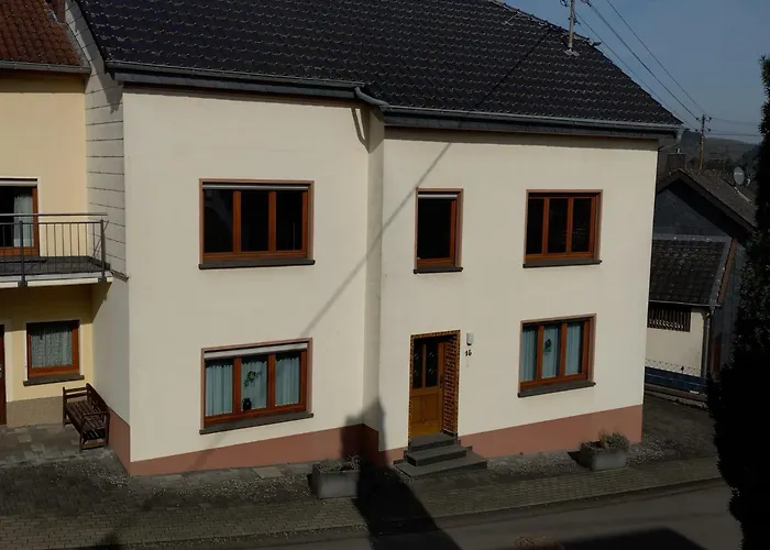 Fewo-zur-eifelgracht Holiday home Sinspelt